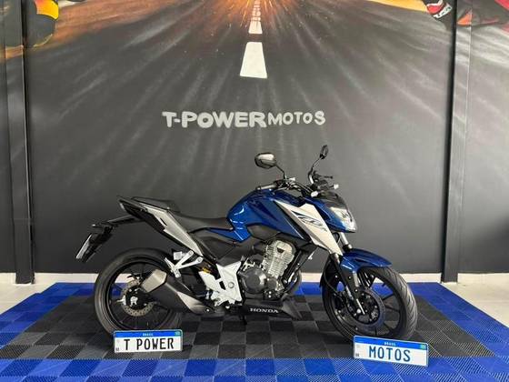 HONDA CB 300F TWISTER CBS HONDA CB 300F TWISTER CBS